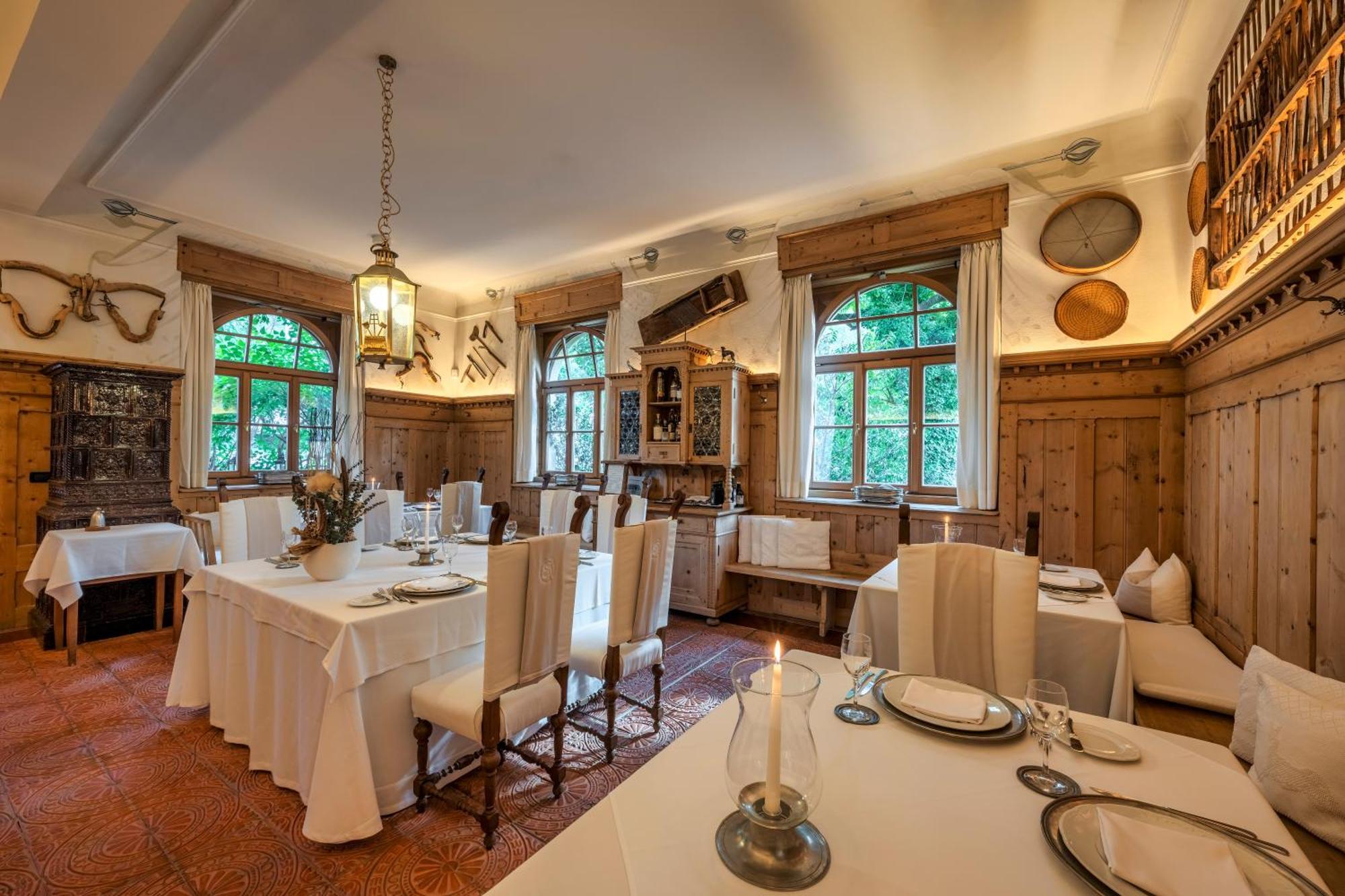 Schlosswirt Forst Lagundo Esterno foto